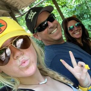 Meet your Posher, Michele